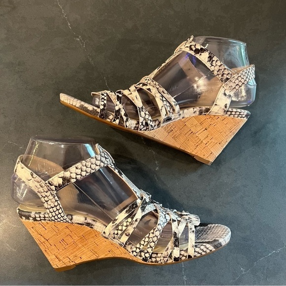 Isaac Mizrahi sz 8 Simmer2 snakeprint wedge sandals - Picture 12 of 16